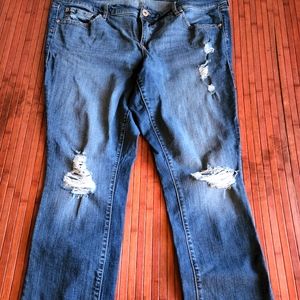 Torrid distressed boyfriend jeans sz 16